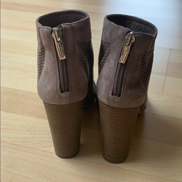 Vince Camuto Open-Toe Ankle Heel Bootie - Picture 6 of 6